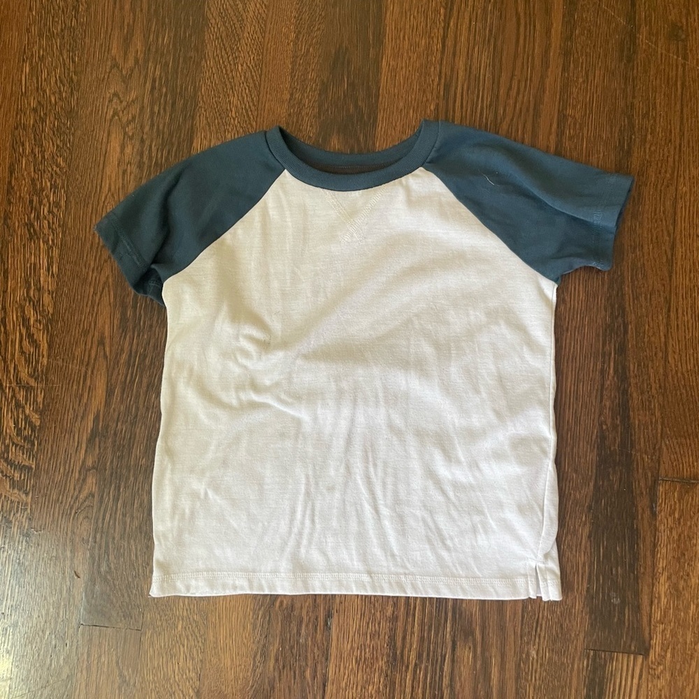 Old navy boys short sleeve baseball style tee